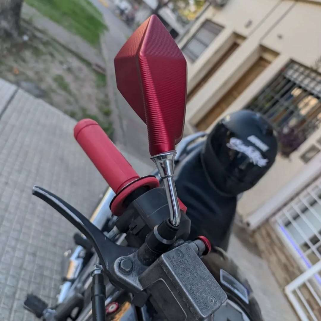 Juego es espejos universales anodizados, ideal para moto 110