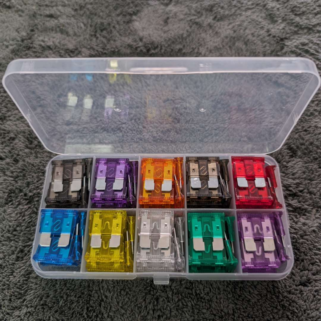 Set de 100 fusibles en caja